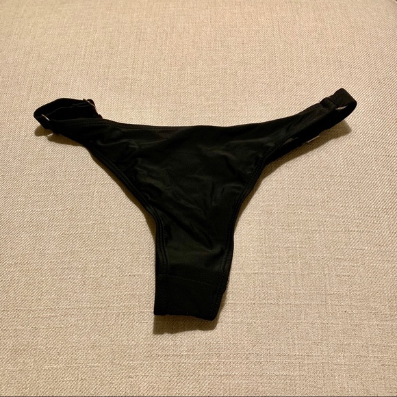 Bikini Set - Picture 3 of 3